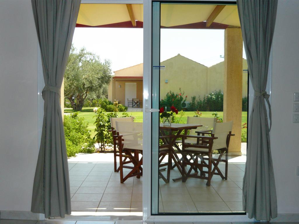 Cosmos Resort Kalamos  Luaran gambar